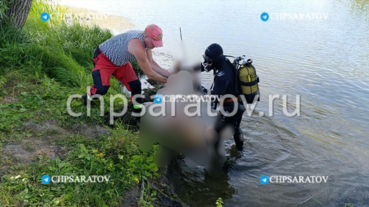 Парень ищет парня саратов 64