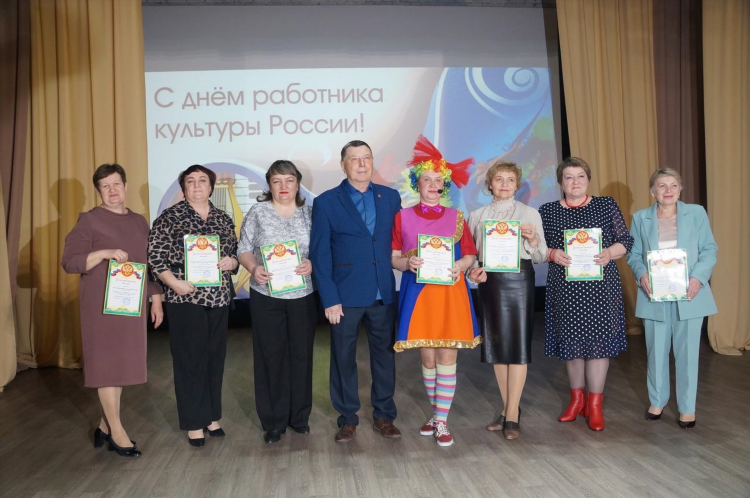 Знакомства в лнр с девушками